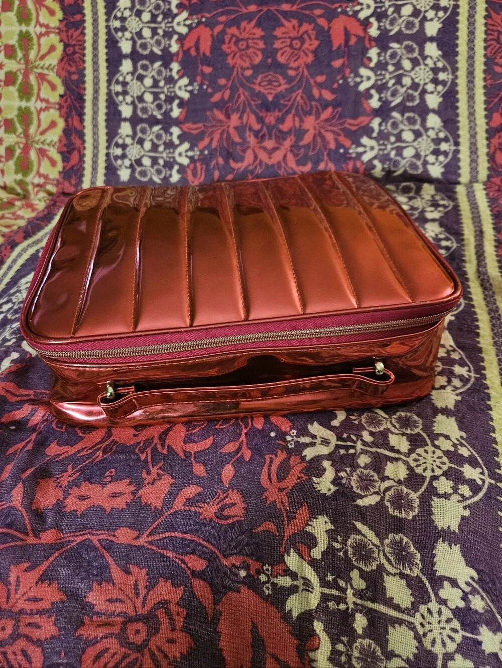 Lancome   Metallic Red Women’s Travel Cosmetic Case